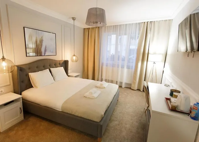 Maniu 31 Apartments & Rooms